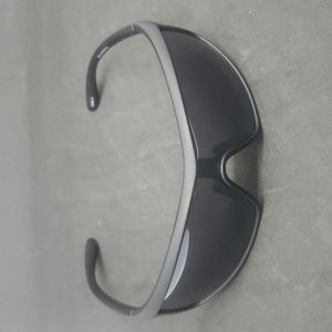 Back matte wraparound sunglasses